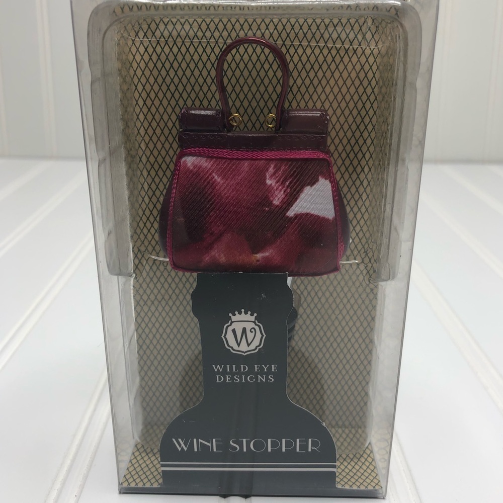Wild Eye Designs purse wine stopper